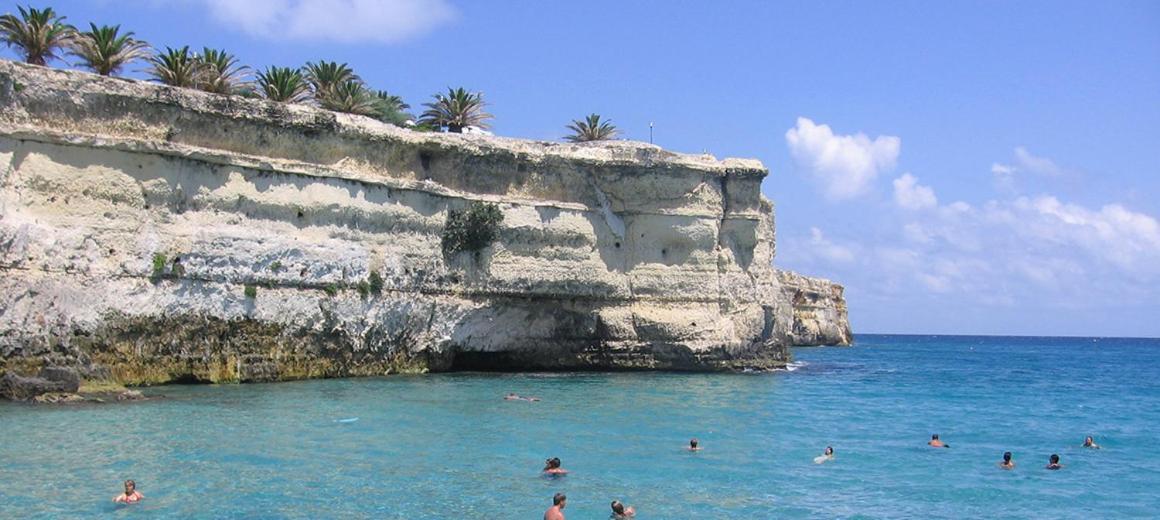 Holly Casa Vacanze Torre Dell'Orso Exterior foto
